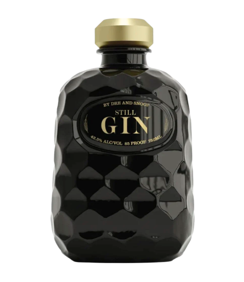 Sticlă de Still G.I.N. by Dr. Dre & Snoop Dogg, gin premium distilat artizanal în SUA, cu 42,5 % alcool.