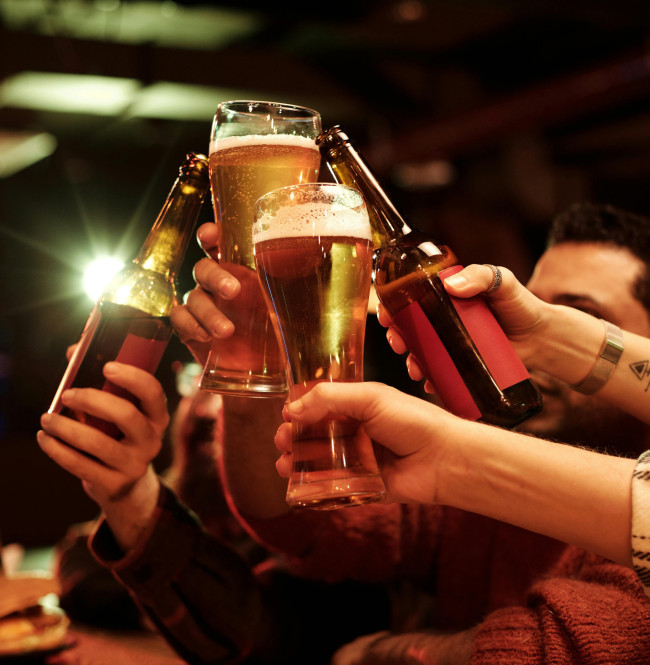 bauturi alcoolice online, toast bere